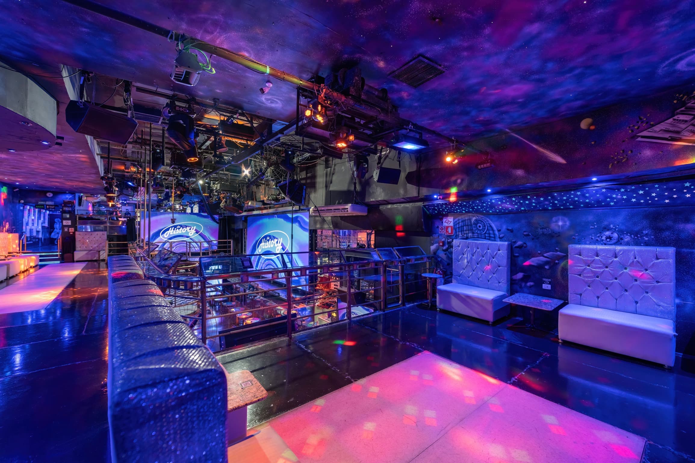 Ambiente corporativo The History 3